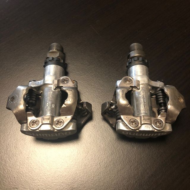 Pedales automaticos MTB, calas Shimano de segunda mano por 26 € en Sant Antoni de Vilamajor en