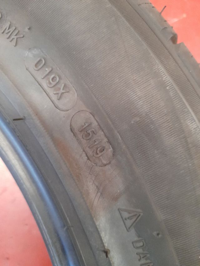 255/55R19 111W MICHELIN