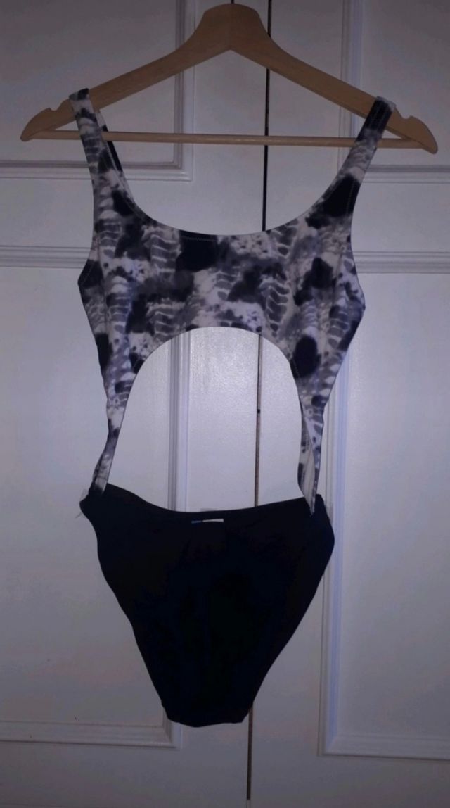 TRIKINI estampado mármol