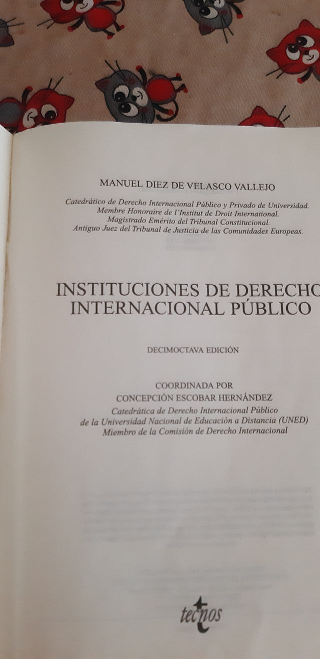 Libro de Derecho Internacional público
