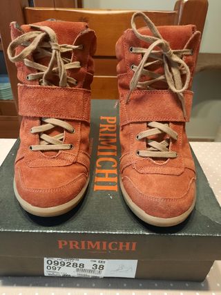 Botines Primichi de segunda mano por 18 EUR en Castellón de la Plana en  WALLAPOP