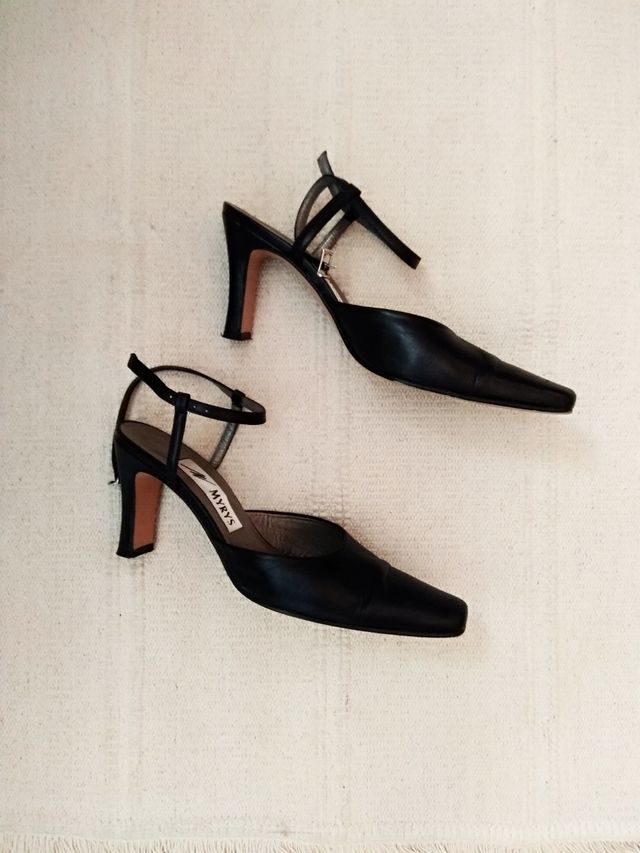 SANDALI NERI CON TACCO A ZOCCOLO, N. 39/40