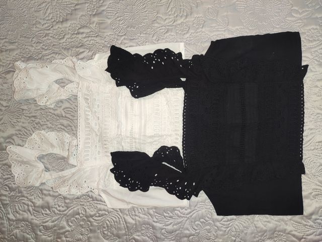 Lote de 2 tops con bordado inglés Stradivarius