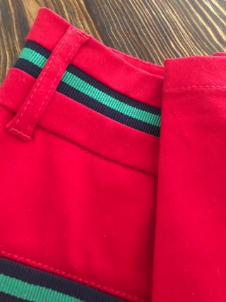 Pantalon chino El Ganso rojo de segunda mano por 20 EUR en Pozuelo de  Alarcón en WALLAPOP