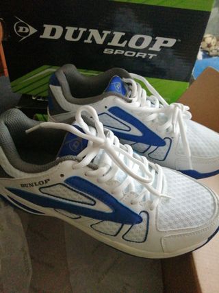 Zapatillas de pádel Mizuno de segunda mano en Barcelona en WALLAPOP