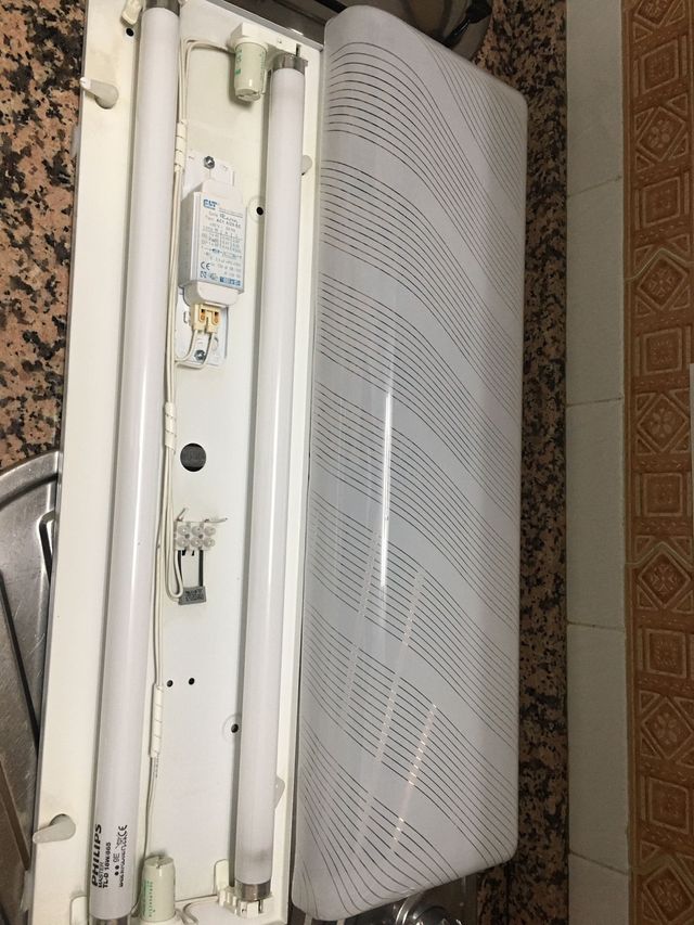 Plafones de cocina de segunda mano por 10 € en Madrid en WALLAPOP