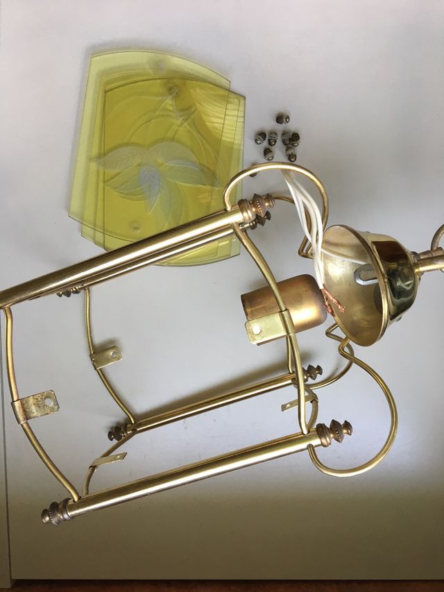 Farol de laton y cristal