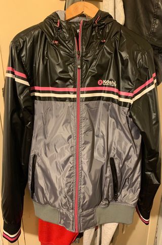 Chaqueta Koroshi de segunda mano por 8 EUR en Santurtzi en WALLAPOP