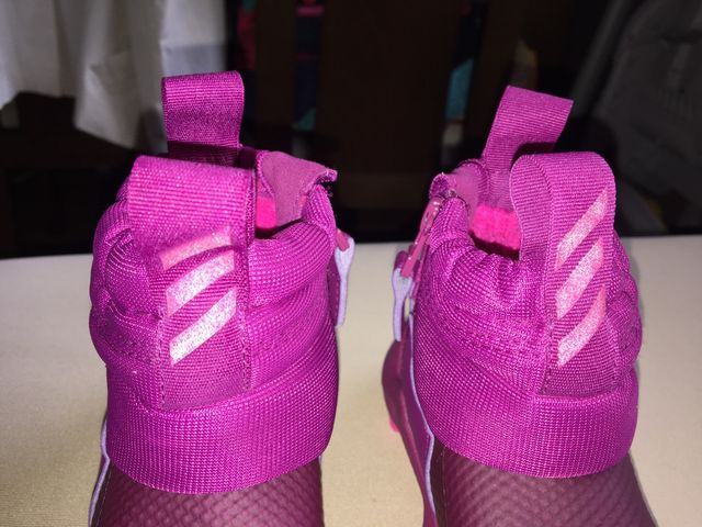 Botas niña marca Adidas talla 21