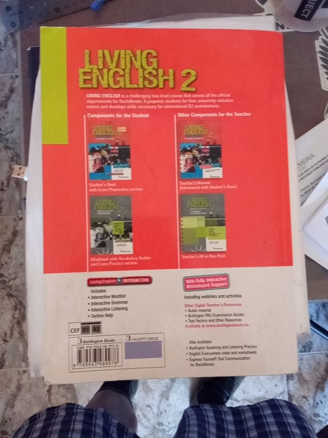Living english 2 Burlington books
