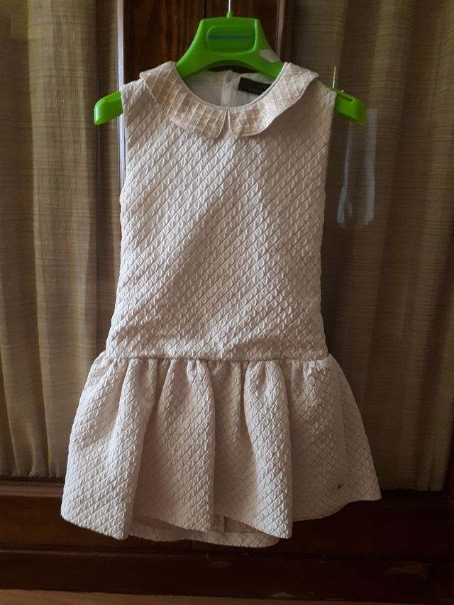 Vestido niña para ceremonia de Adolfo Dominguez
