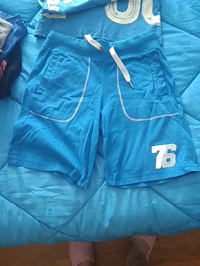 Conjunto pantalón y pantalón rojo