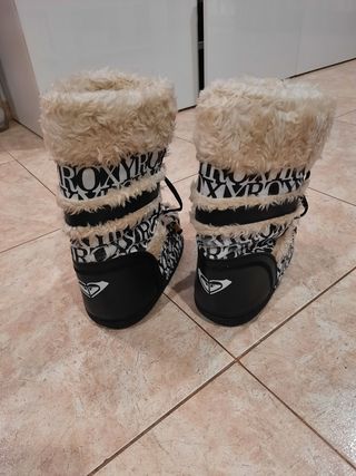 Descansos nieve Roxy de segunda mano por 35 EUR en Mataró en WALLAPOP