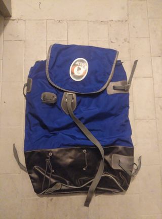 Mochila montaña de segunda mano por 25 EUR en Zaragoza en WALLAPOP