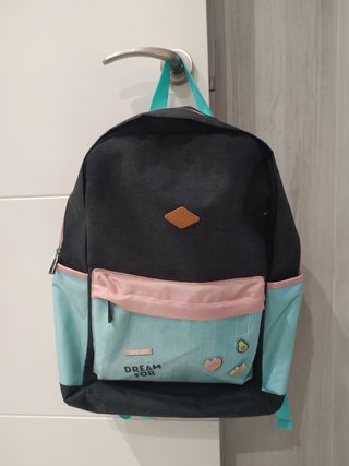 Mochila escolar Mr Wonderful de segunda mano por 27 EUR en Sevilla en  WALLAPOP