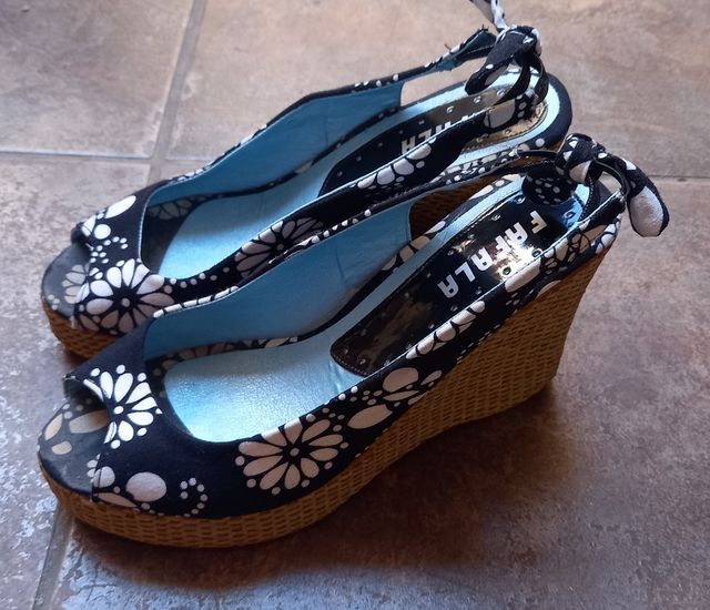Sandalias de cuña número 38