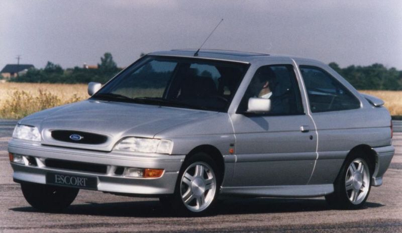 Ford Escort - foto 1
