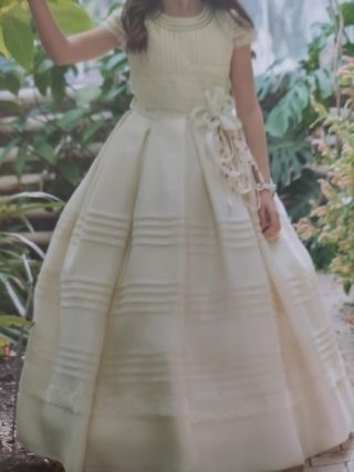 Vestido de comunión de segunda mano por 300 EUR en Valencia en WALLAPOP