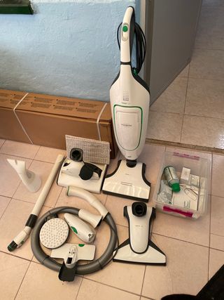 Aspirador Kobold VK 200 de segunda mano por 800 EUR en Añover de Tajo en  WALLAPOP