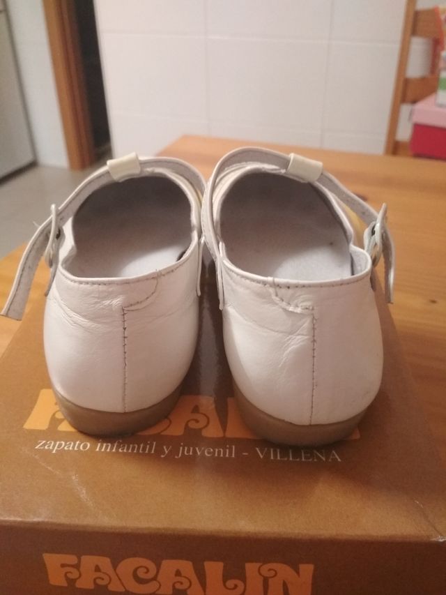 Zapatos Facalin Charol y piel . Talla 30