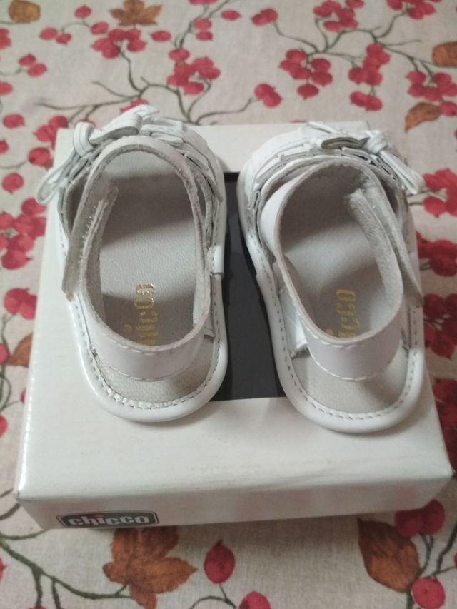 Sandalias Chicco. Talla 17