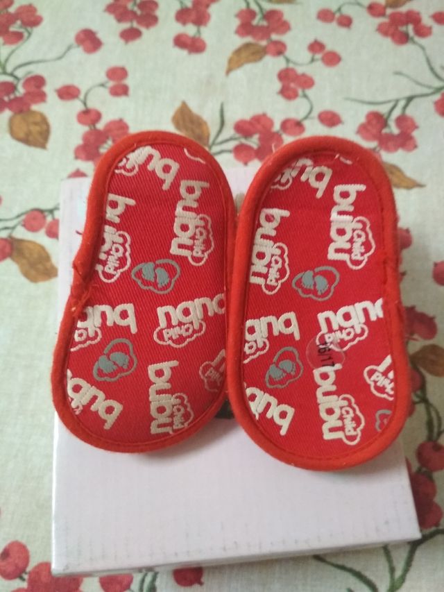 Sandalias Bubu. Talla 16/17