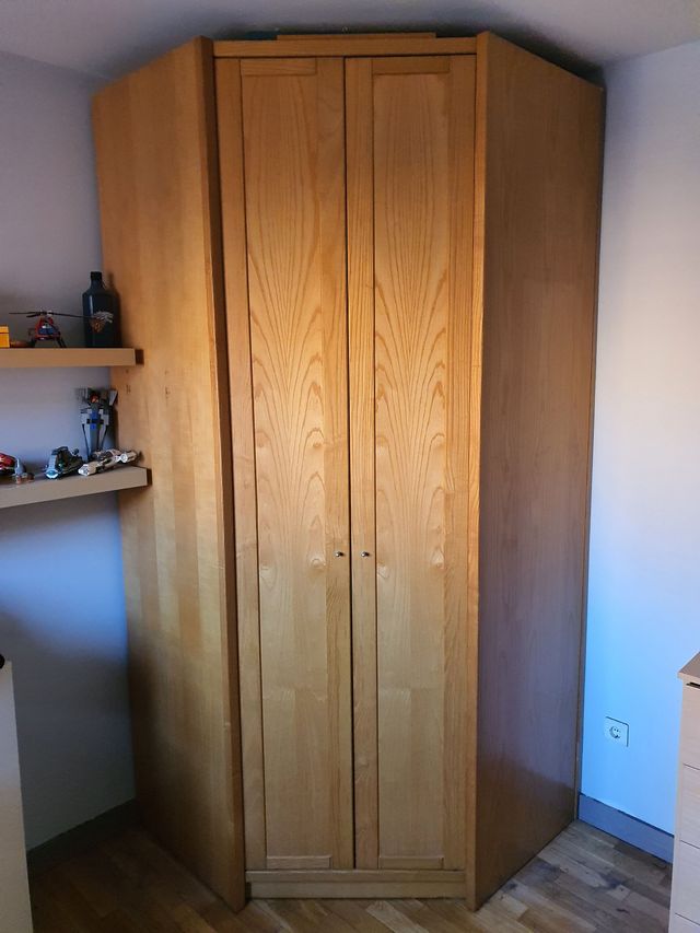 OFERTÓN!! Armario ropero rinconero en esquina de segunda mano por 80