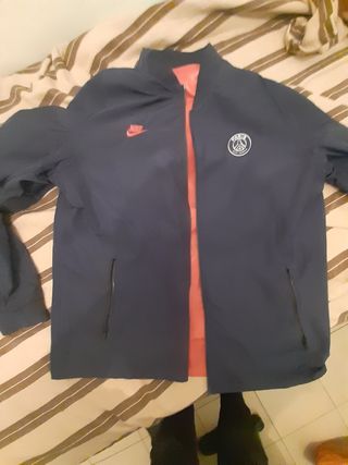 Chaqueta bomber psg de segunda mano por 50 EUR en Barcelona en WALLAPOP