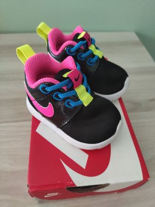 Zapatillas Nike talla 17 Nuevas de segunda mano por 25 EUR en Santa  Perpètua de Mogoda en WALLAPOP