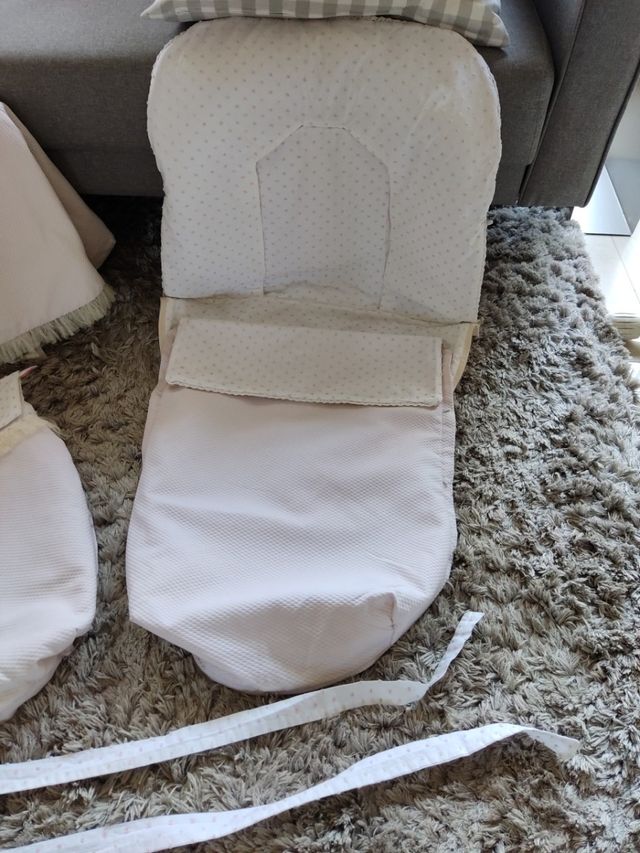 Conjunto de carro rosa e bege pálido Bugaboo