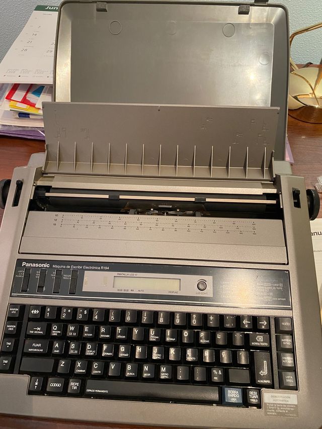 Màquina escribir electrònica Panasonic