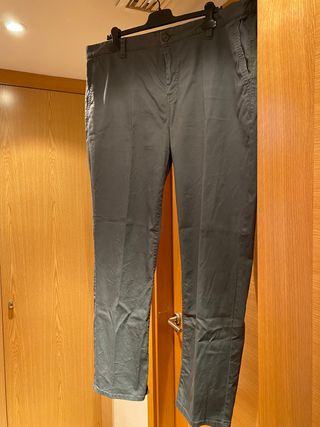 Pantalón hombre talla 56 de segunda mano por 5 EUR en La Fortuna en WALLAPOP