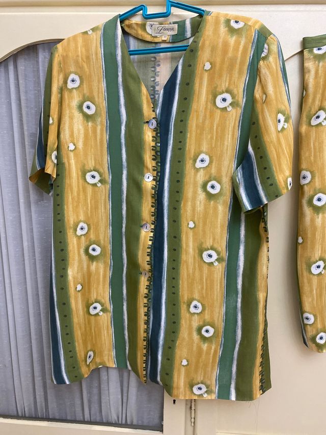 CONJUNTO FALDA Y CAMISA, COMO NUEVO, TALLA 48