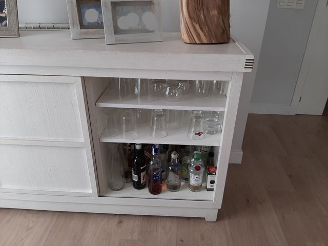 Aparador comedor de segunda mano por 550 € en Madrid en WALLAPOP