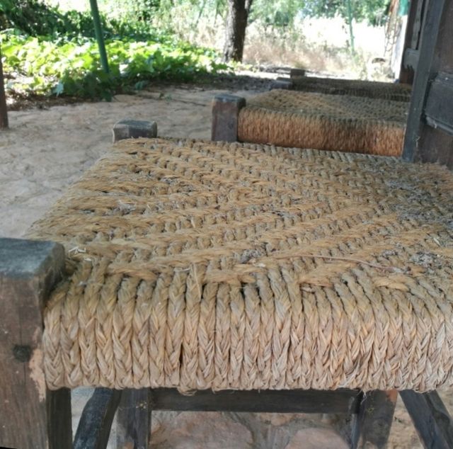 🟢Sillas de madera y pleita