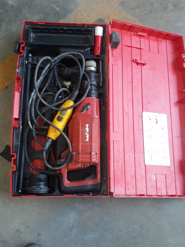 taladradora de hormigon y planches hilti dd100