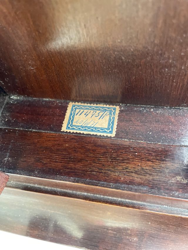 Rereloj de pie antiguo