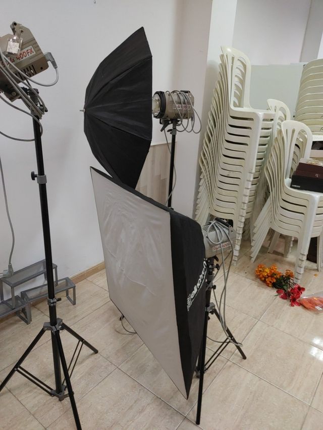 Lote de 3 focos de estudio profesional