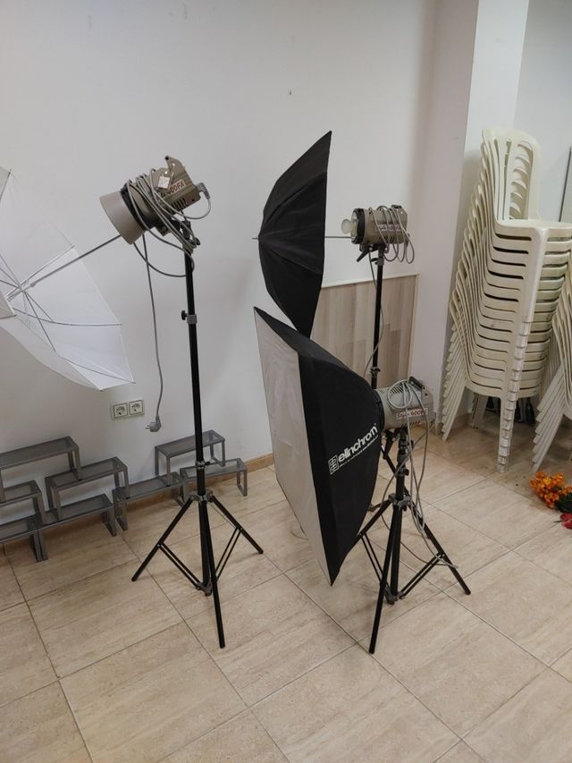 Lote de 3 focos de estudio profesional