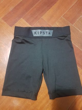 Short termico futbol kipsta 5\\/6 años de segunda mano por 3 EUR en  Cistérniga en WALLAPOP