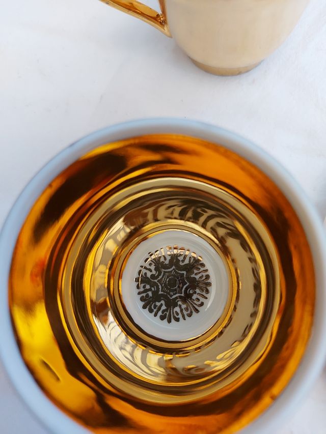 Juego de café dorado vintage (60s)