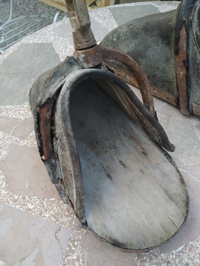 Estribos muy antiguos.