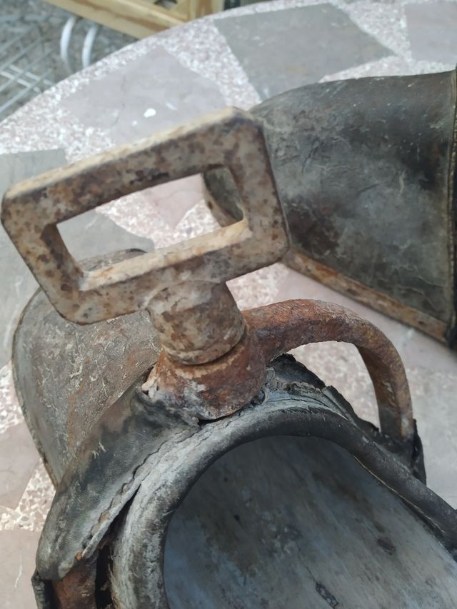 Estribos muy antiguos.