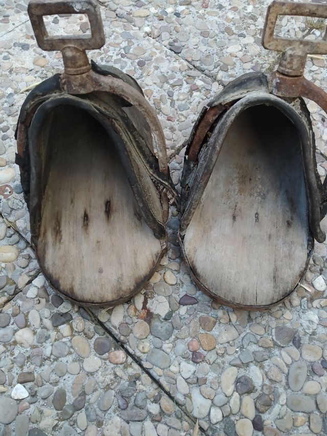 Estribos muy antiguos.