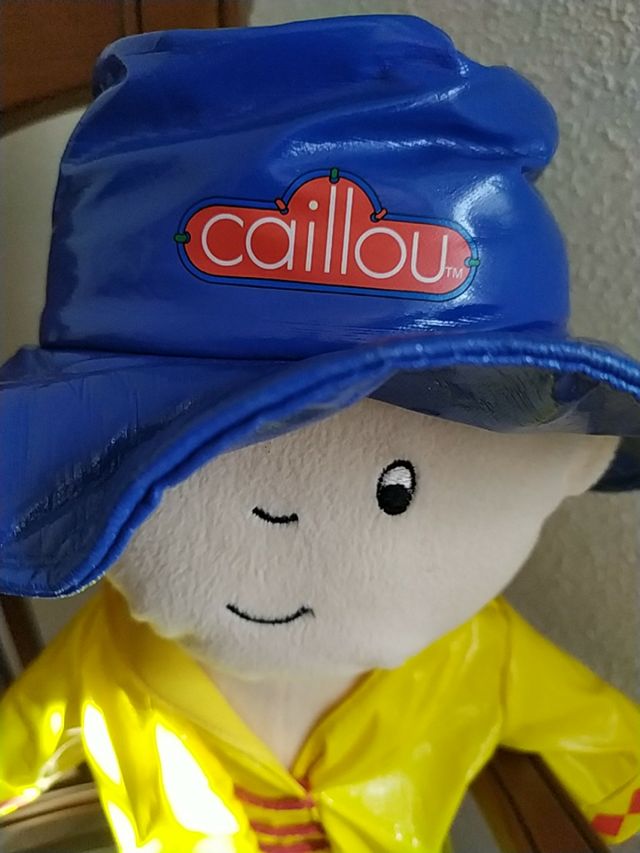 peluche Caillou