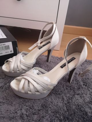 Zapatos de Novia Vertize Gala de segunda mano por 30 EUR en Fuenlabrada en  WALLAPOP