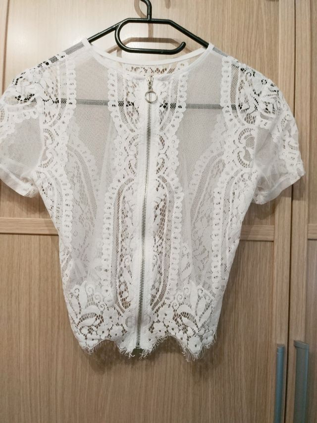 Top de encaje talla M sin estrenar