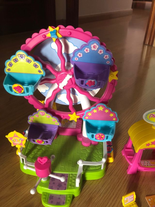 Noria/ruleta de feria con taquilla Pin y Pon