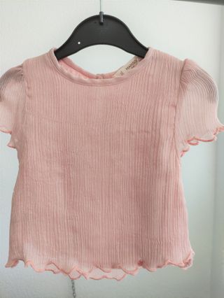 MANGO KIDS Blusa de vestir para niña rosa palo de segunda mano por 6 EUR en  La Capellania en WALLAPOP