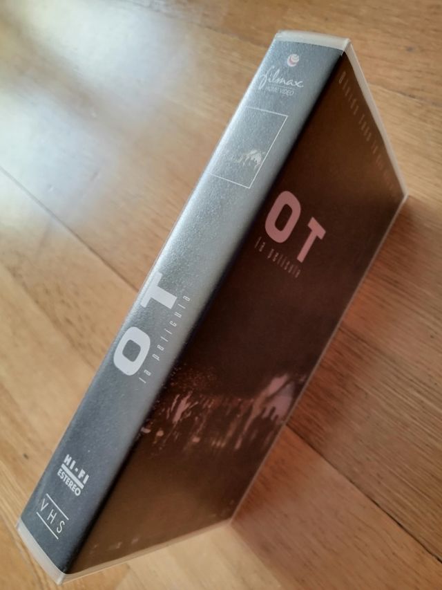 Ot La película...Primera edición VHS